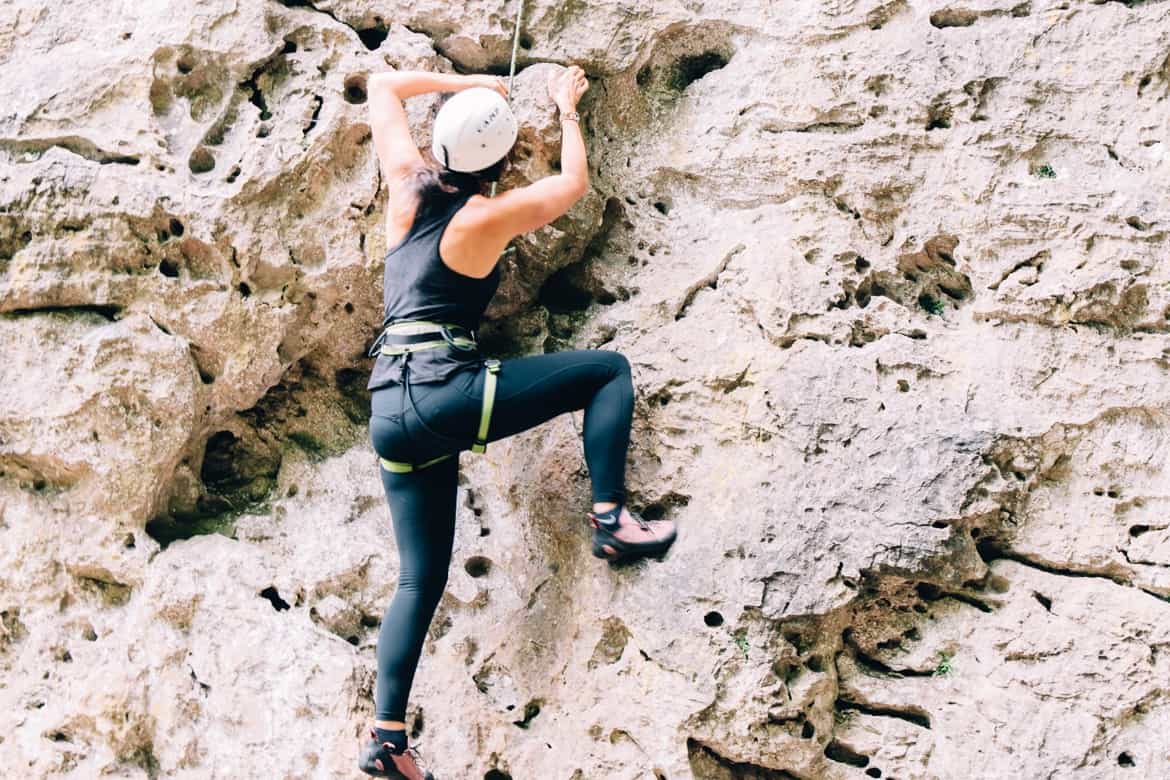 Lozere - Klettern auch für Anfänger im Cirque des Baumes: Griff für Griff, Tritt für Tritt