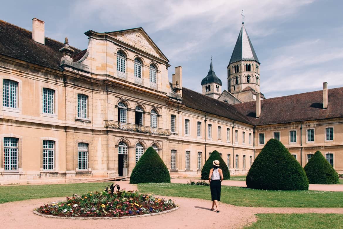 Burgund - Streifzüge durch die berühmte Abtei von Cluny