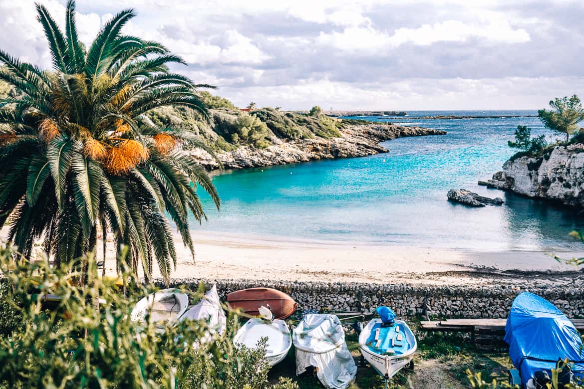 Menorca - die schönsten Ausflugsziele, Sehenswürdigkeiten & Fotospots: Cala Binisafua 