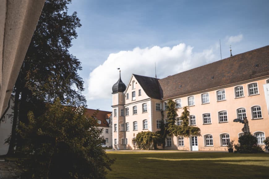 Isny im Allgäu Sehenswürdigkeiten, Wandern, Essens & Insider Tipps Sonne & Wolken Isny im Allgäu Sehenswürdigkeiten, Wandern, Essens & Insider Tipps Sonne & Wolken