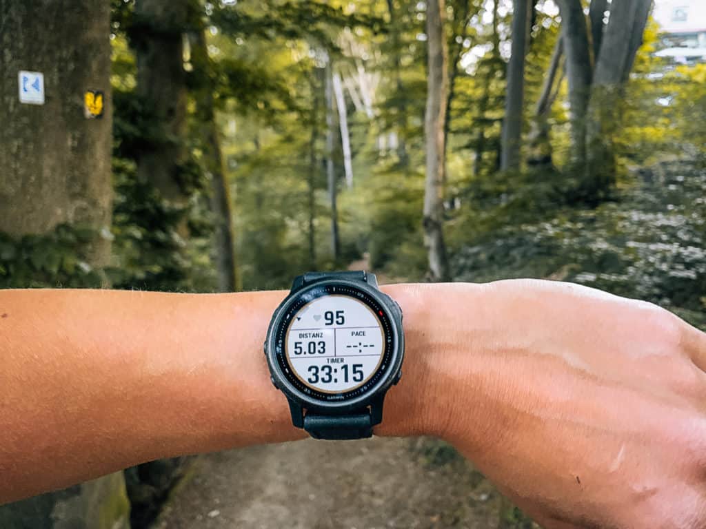 apple watch gps accuracy vs garmin