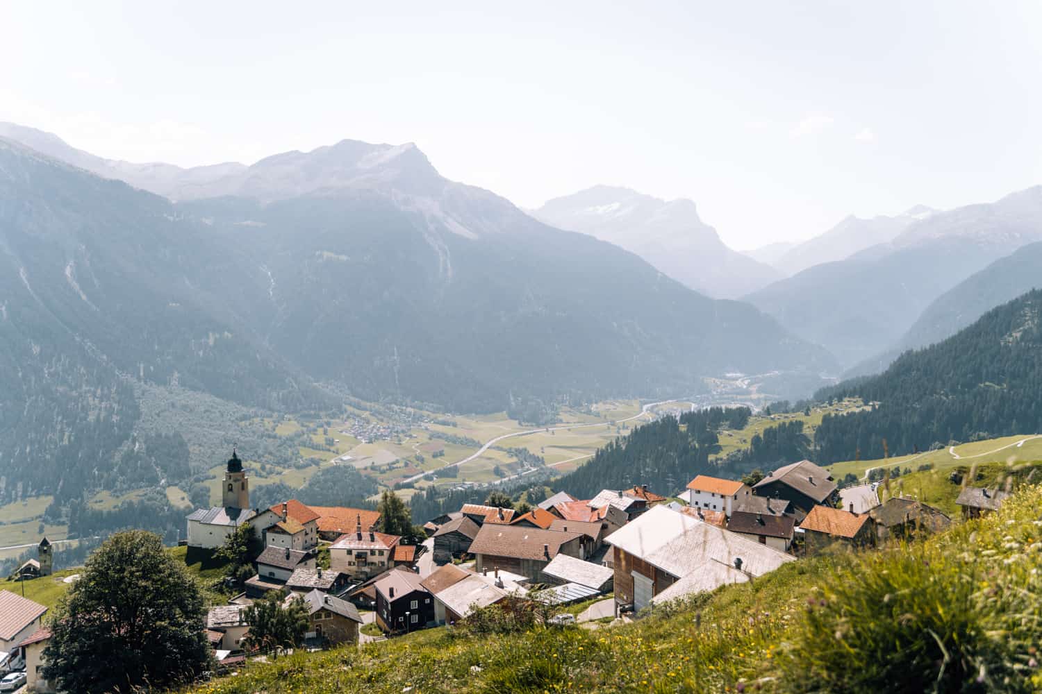Viamala - Ein Wochenende Digital Detox im Schweizer Bergdorf Feldis: Rundwanderung von Mathon zum Libisee